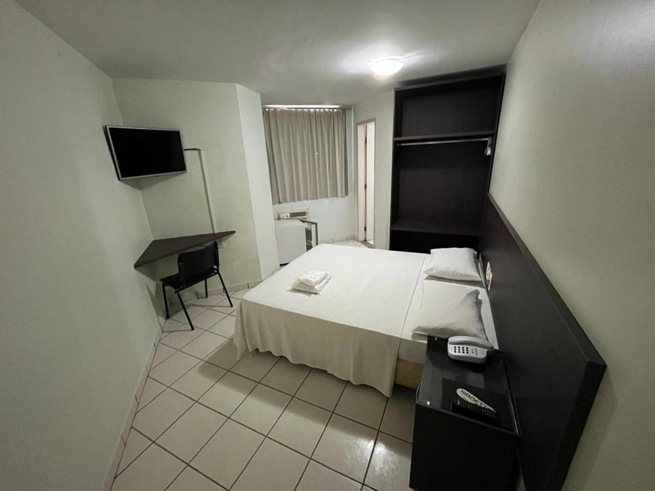 Rametta Hotel Montes Claros Exterior photo